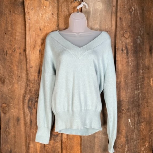 Philosophy Dusty Blue V-Neck Sweater - Size Medium - Picture 2 of 12